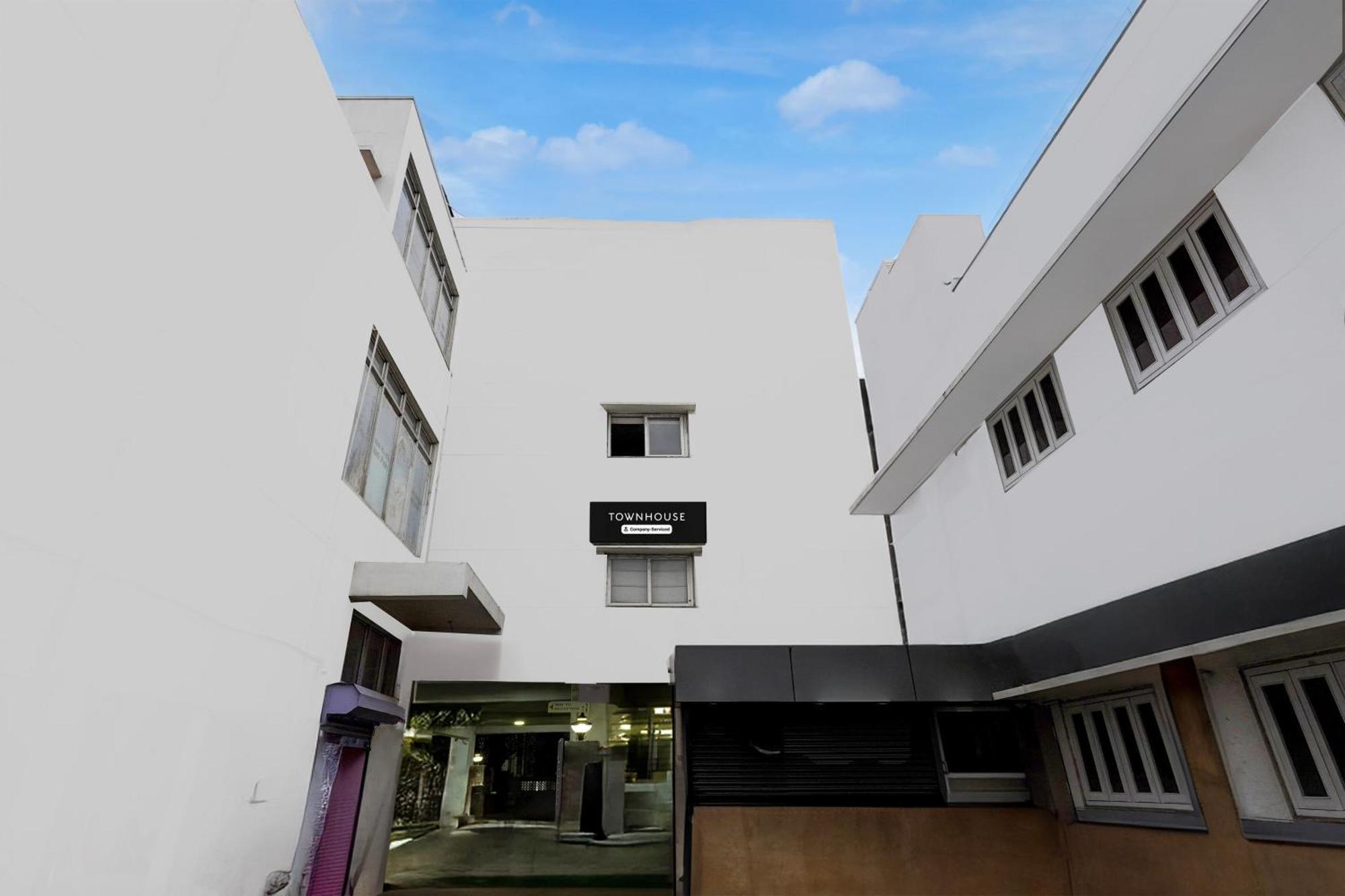 Super Townhouse Arcot Road Near Kauvery Hospital Ченай Екстериор снимка