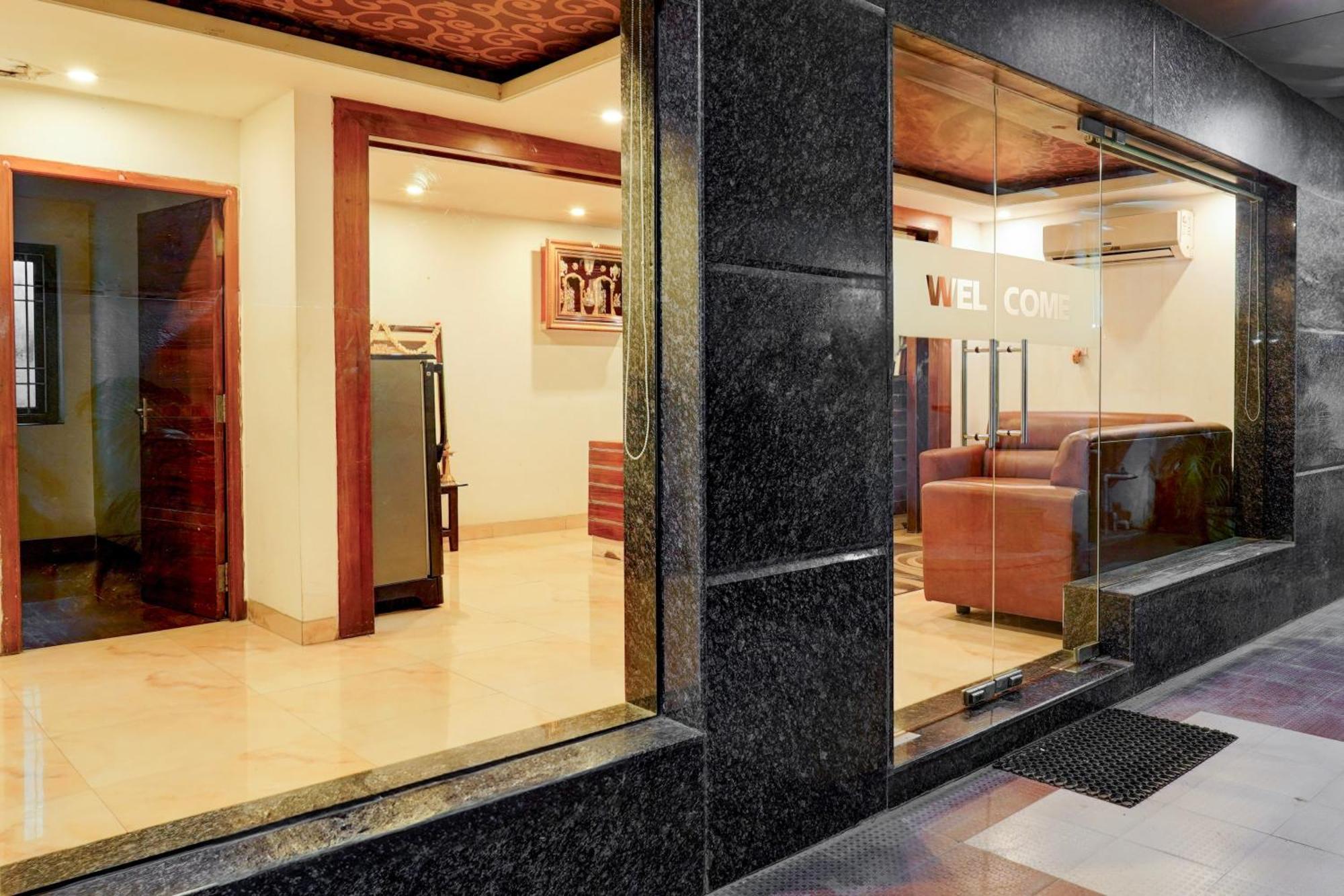 Super Townhouse Arcot Road Near Kauvery Hospital Ченай Екстериор снимка
