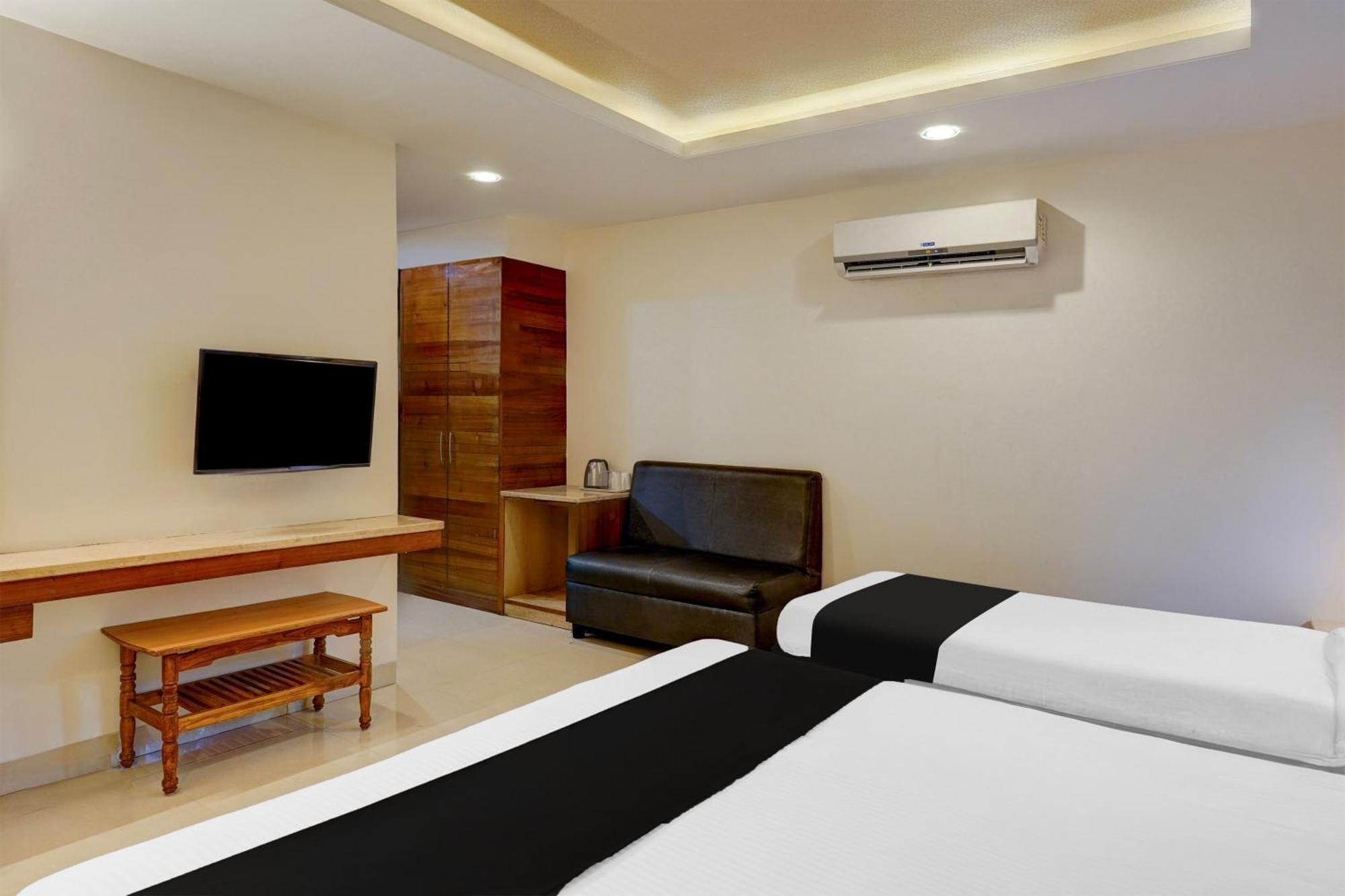 Super Townhouse Arcot Road Near Kauvery Hospital Ченай Екстериор снимка